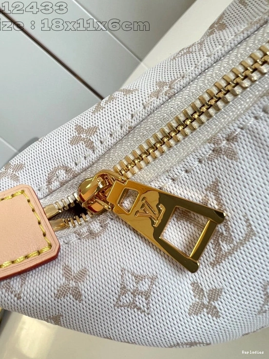 Repladies Vuitton Louis Pochette Hills 0724